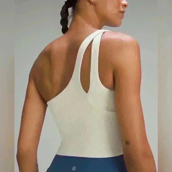 Lululemon 🍋 Ribbed Nulu Asymmetrical Yoga  Tank Top - Picture 1 of 5